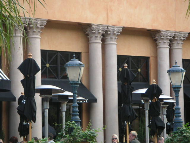 Cheesecake Factory colonnade, Fashion Valley Mall